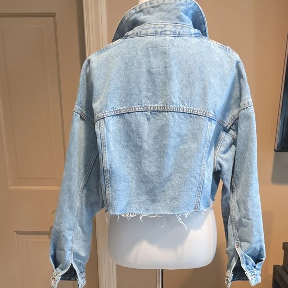 Zara Light Blue Denim Jacket - Picture 2 of 3